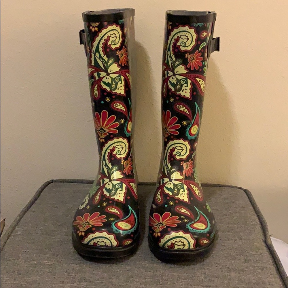 Nomad rain boots